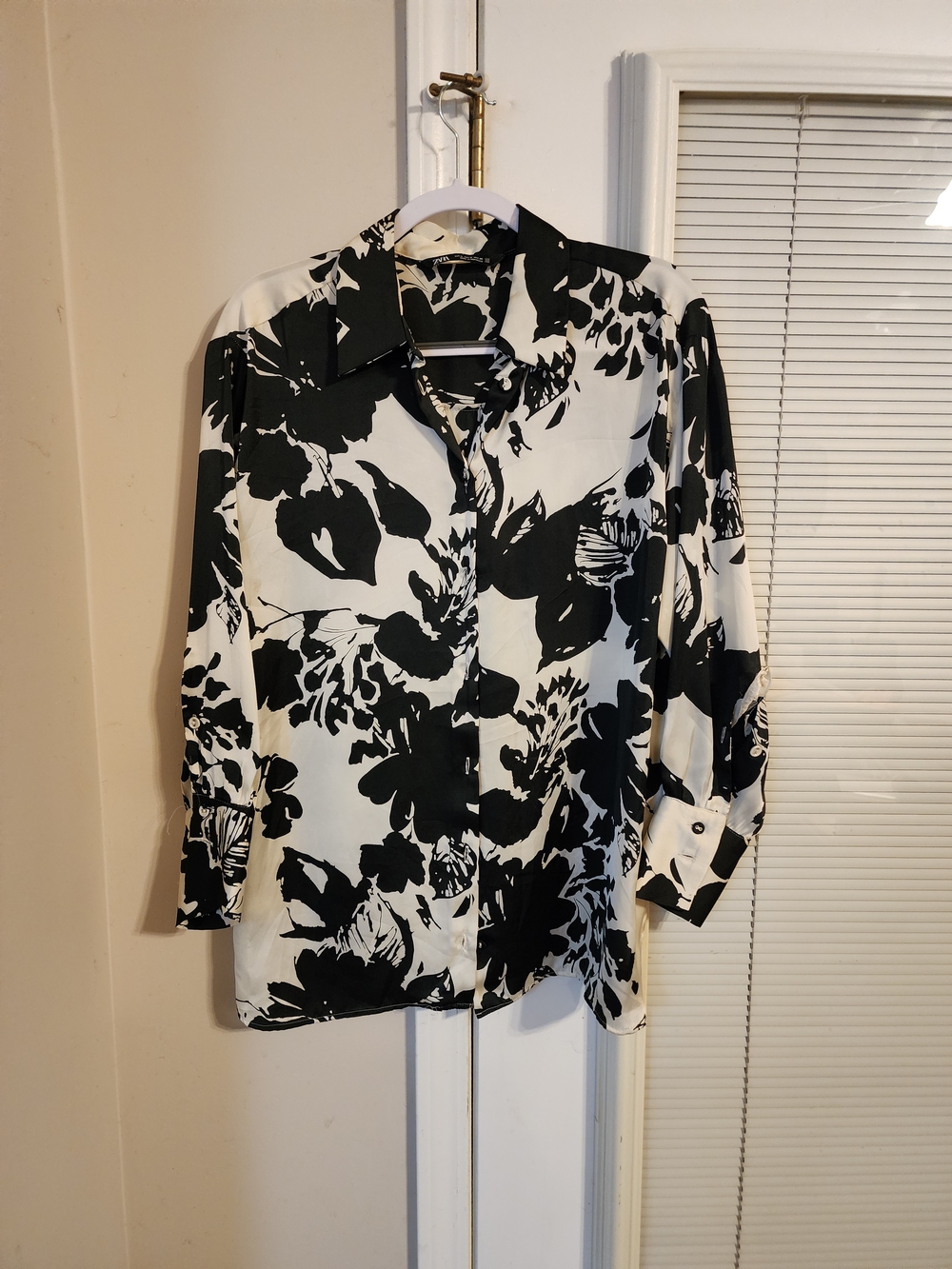Zara Black and White Floral Button-Down Tunic Shirt